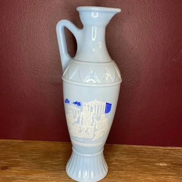 Vintage Jim Beam Decanter Blue Milk Glass - Picture 3 of 8